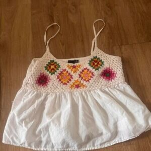 Dizzy Lizzy white crochet top with floral embroidery. Size: XL